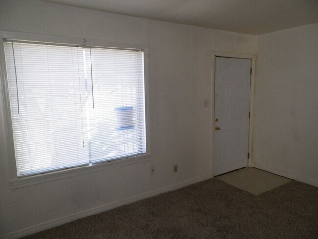 Foto del edificio - 1406 NW Lincoln Ave