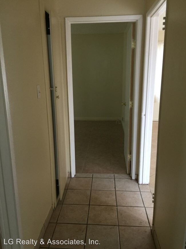 Foto del edificio - 3324 E Avenue Q6