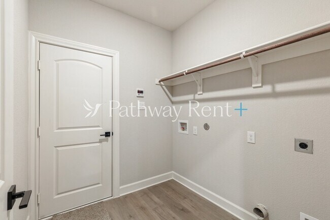 Building Photo - 1029 Costa Vista Trl
