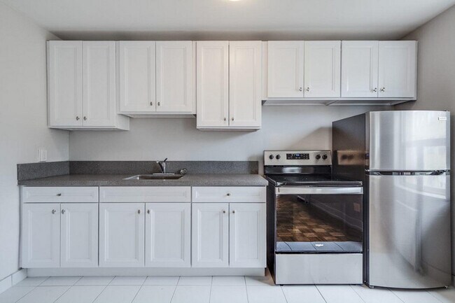 Photo du bâtiment - Shorecrest Apartments