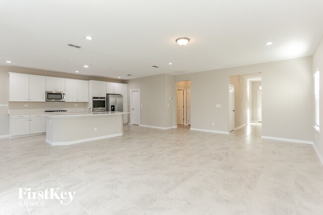 Foto del edificio - 75923 Saffron Ln