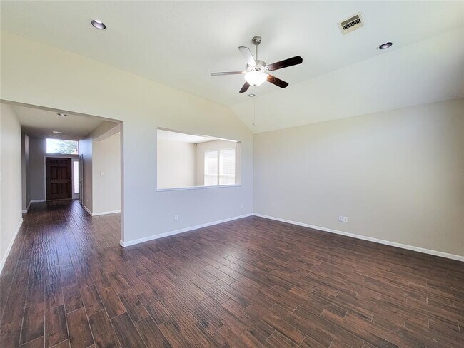 Foto del edificio - 3007 Meadow Prairie St