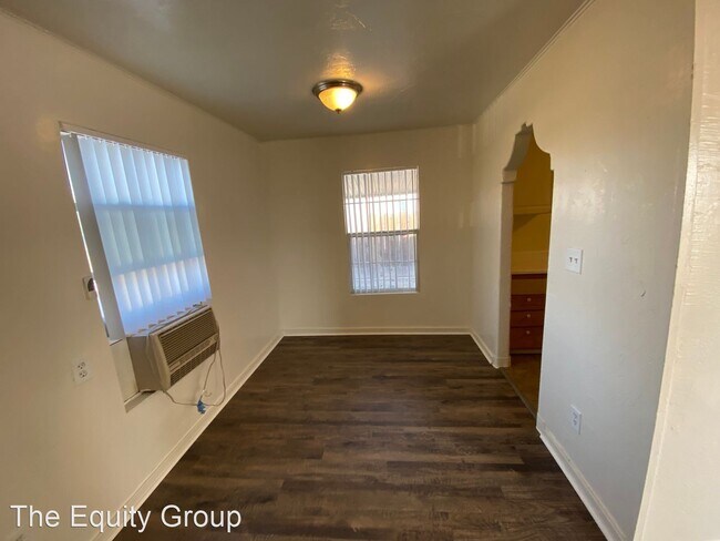 Building Photo - 3 br, 1 bath House - 829 Washington Street