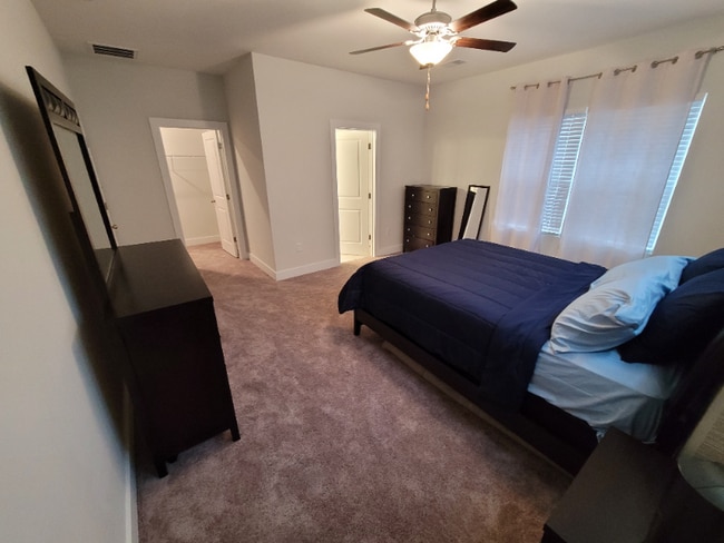 Building Photo - 8204 S Antler Dr