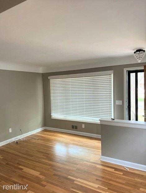 Foto del edificio - 3 br, 1.5 bath House - 9242 Louisiana St