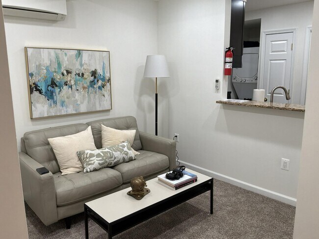 Foto del edificio - 123 7th St NE