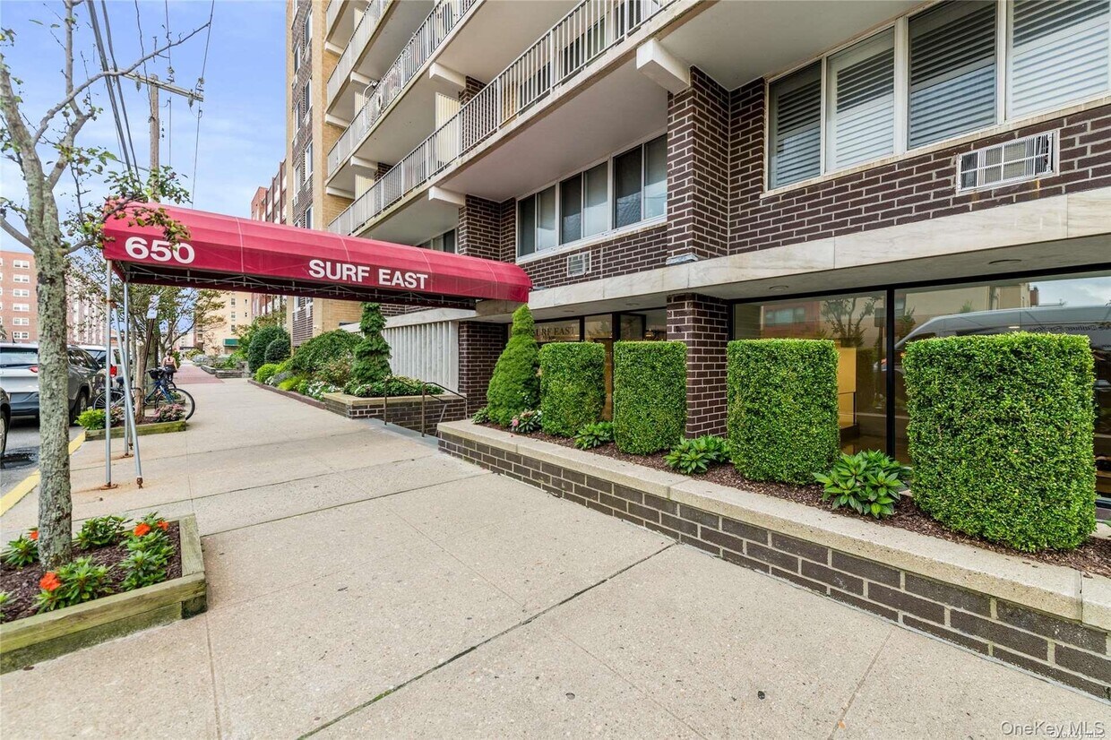 Foto principal - 650 Shore Rd