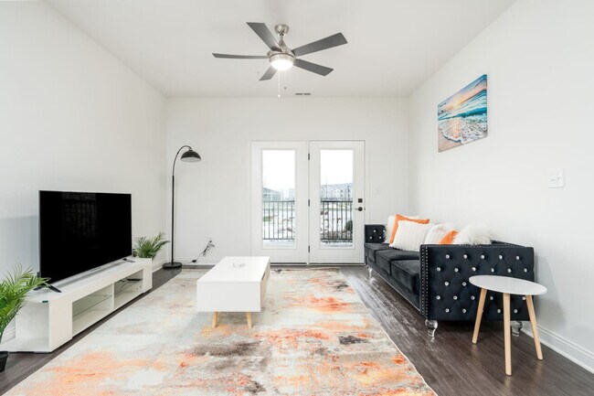 Foto del edificio - 5821 Elevated Way