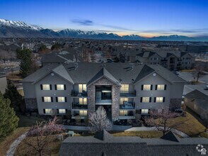 Building Photo - 1606 Westbury Way