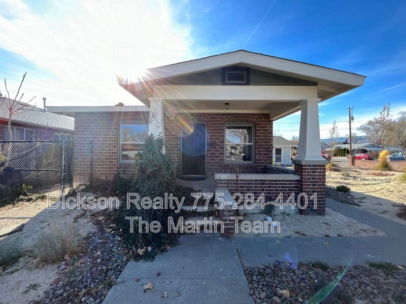 Foto principal - 1561 G St