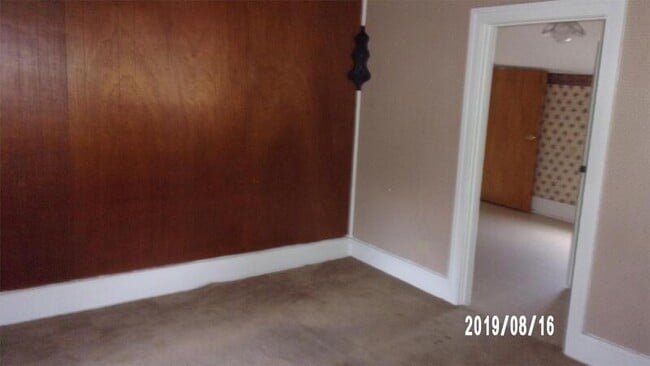 Foto del edificio - 783 Tallmadge Rd