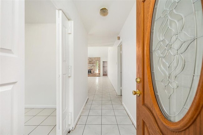 Building Photo - 10707 Glenfield Ct
