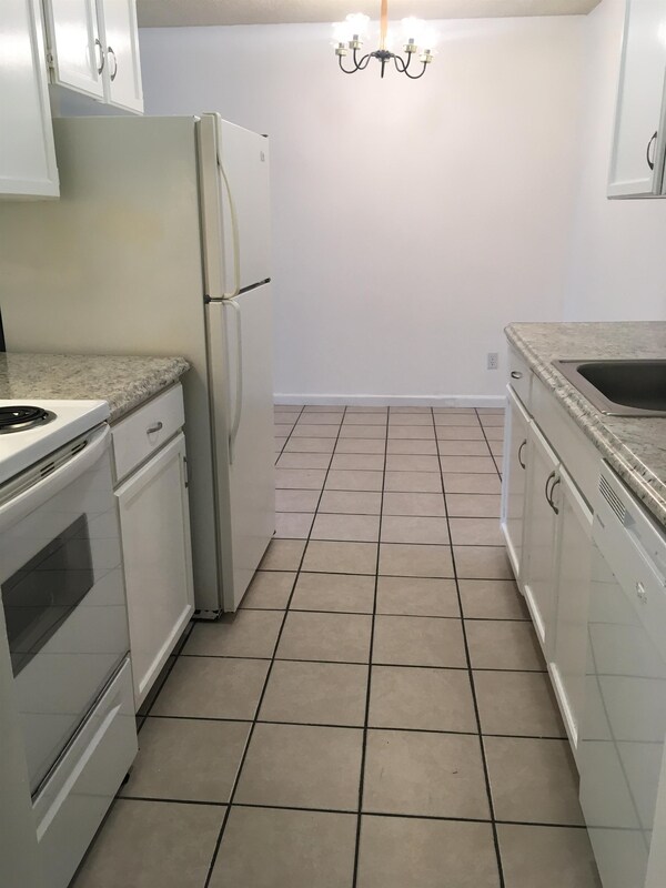 Foto del edificio - 818 NE 106th St