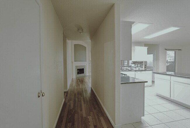 Foto del edificio - 3319 Painted Meadow Cir