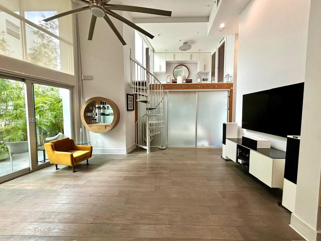 Photo - 221 Jefferson Ave (Miami Beach, FL)