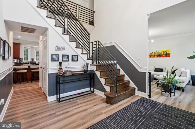 Foto del edificio - 8761 Ellis Mill Dr