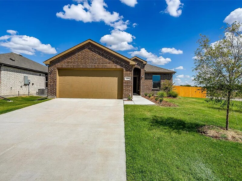 Primary Photo - 1408 Alexandria Dr