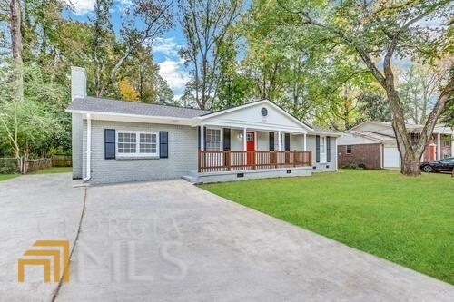 Building Photo - 3724 Manhattan Dr