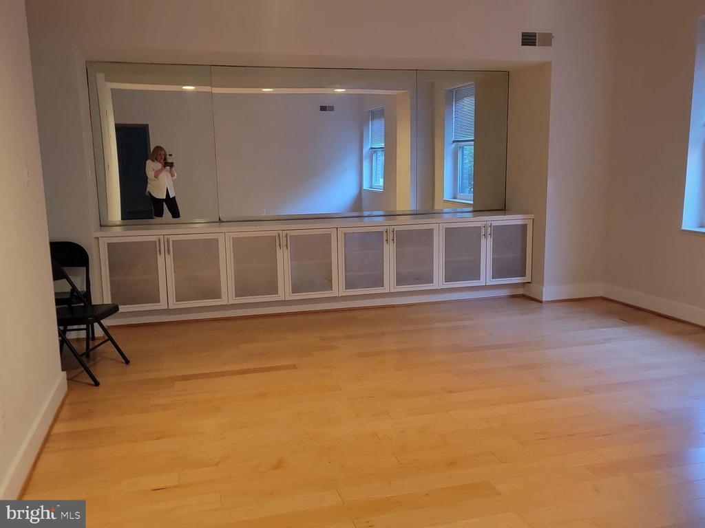 Foto del edificio - 2127 California St NW