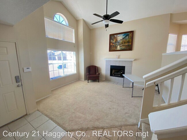 Building Photo - 3 br, 2 bath House - 3012 Tierra Salada