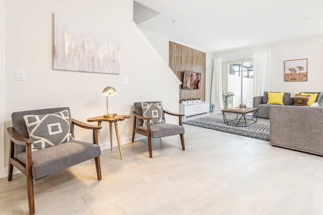 Foto del edificio - 5023 Windermere Ave