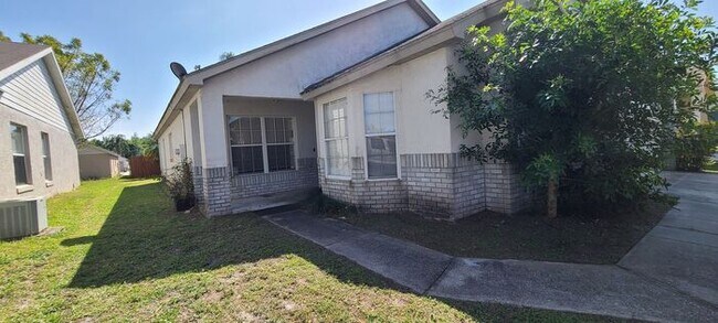 Building Photo - Single Family Pool Home in Indian Pointe, ...