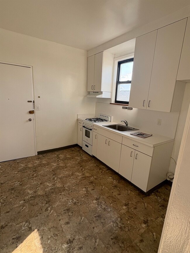 Building Photo - 1107 72nd St
