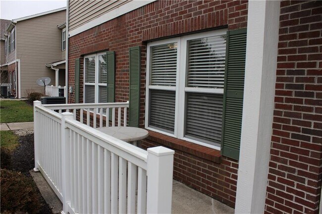 Foto del edificio - 13370 White Granite Dr