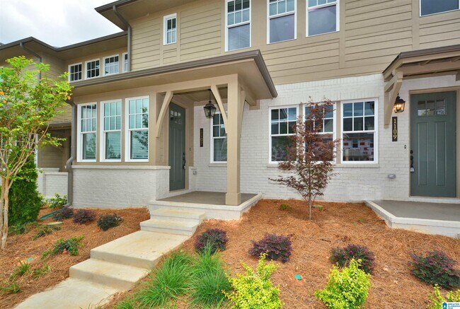 Building Photo - 1107 Windsor Sq