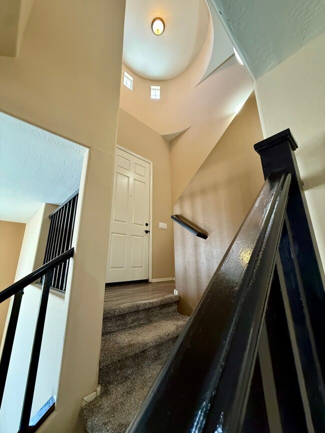 Foto del edificio - 5220 W Burton Dr
