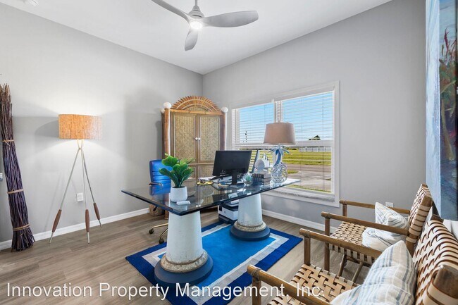 Building Photo - 4 br, 2 bath House - 303 NW 3rd Place