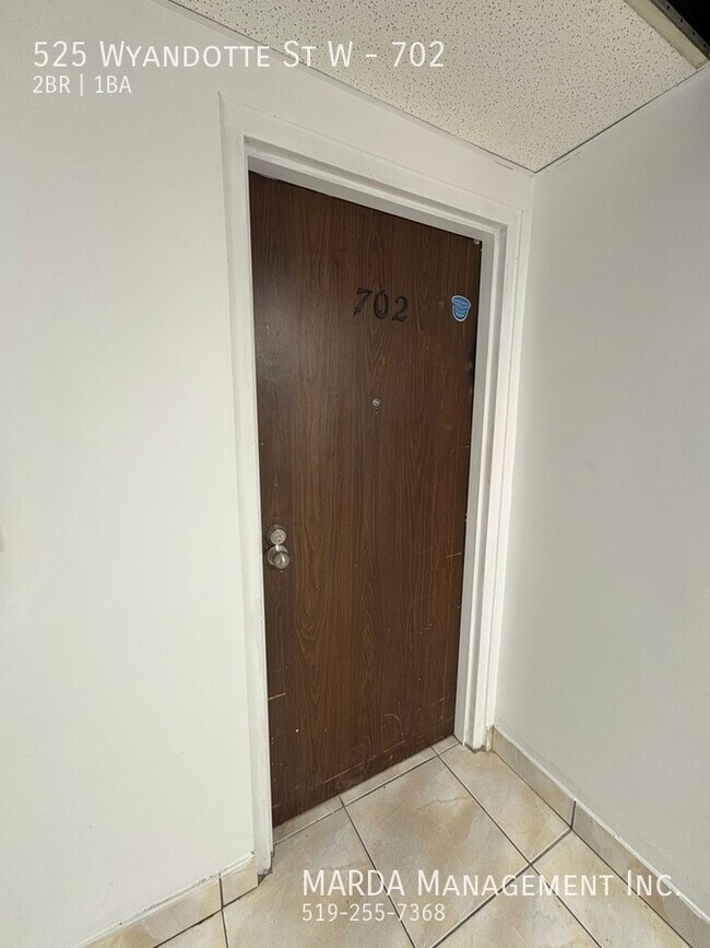 Photo du bâtiment - NEWLY RENOVATED 2 BED/1 BATH APT - DOWNTOW...