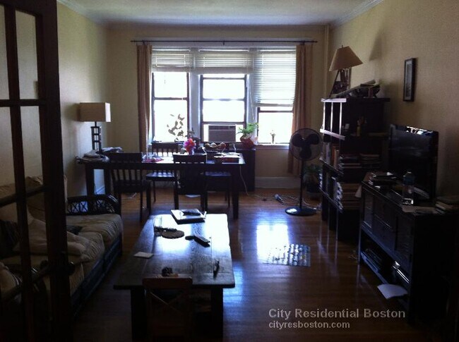 Foto del edificio - 4 Greenway Ct