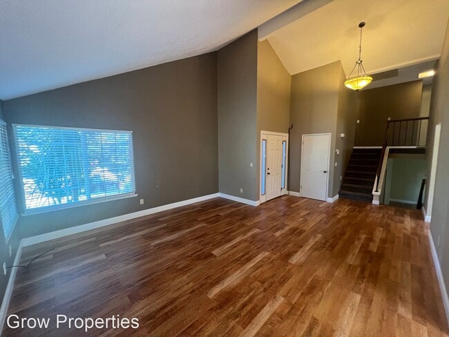 Building Photo - 4 br, 2.5 bath House - 6618 Skyview Dr