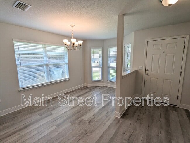 Building Photo - 4723 Frances St