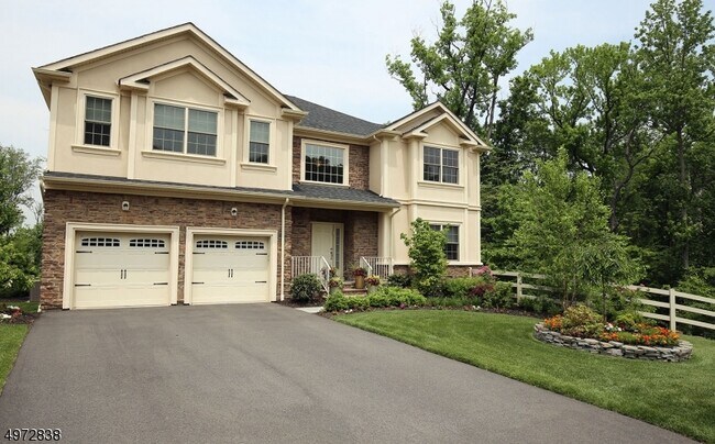 Building Photo - 6 Himsl Ct