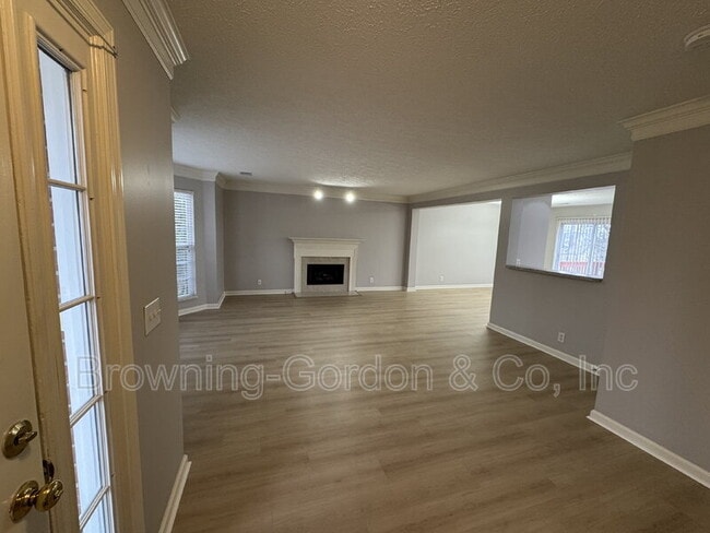 Foto del edificio - 2757 Welshcrest Dr