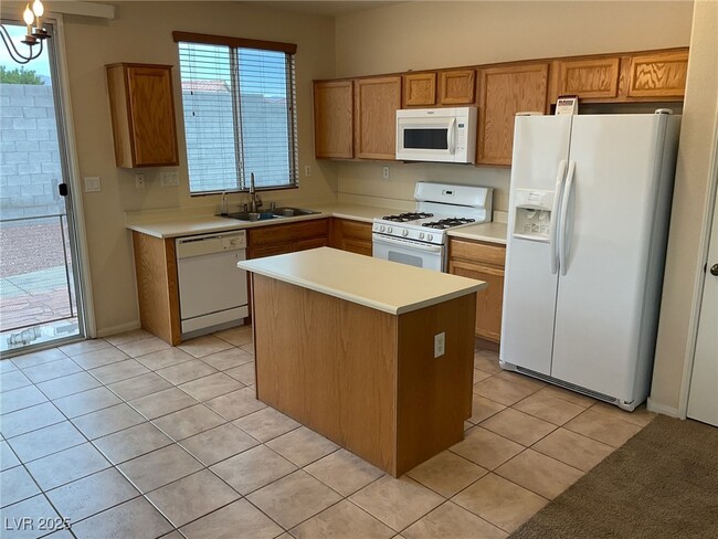 Building Photo - 3216 Standing Bear Ct