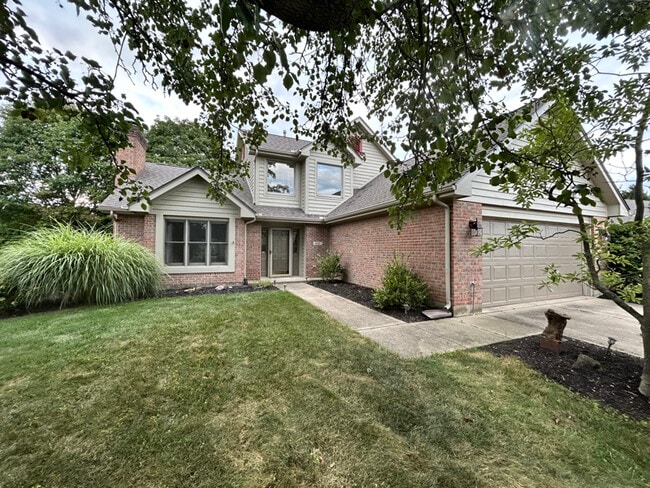 Building Photo - 840 Westlake Dr
