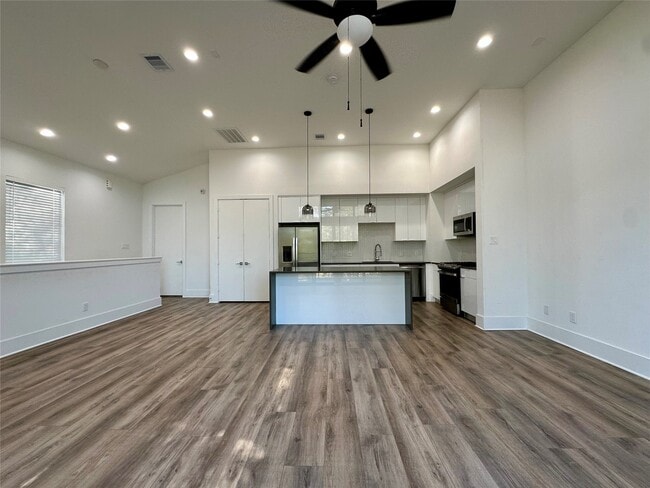 Foto del edificio - 6642 Del Rio St