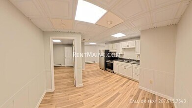 Building Photo - 35 Main St