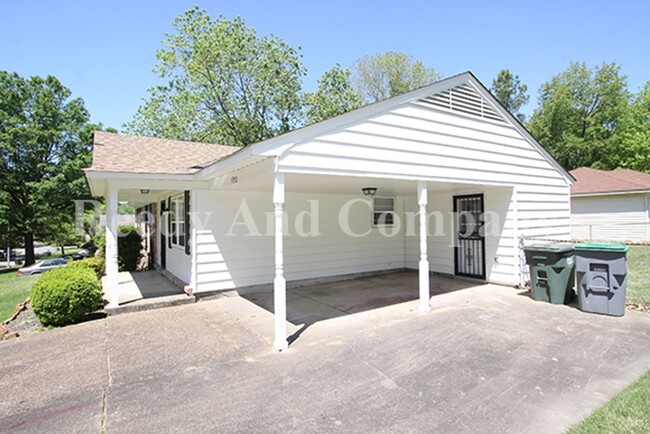 Building Photo - 3792 Kipling Ave