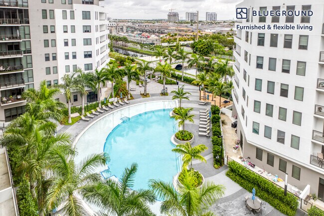 Foto del edificio - 3940 NW 79th Ave