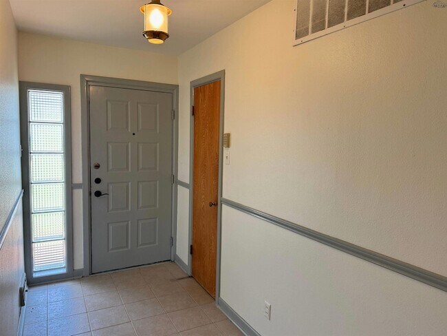 Foto del edificio - 4115 Rivercrest Dr