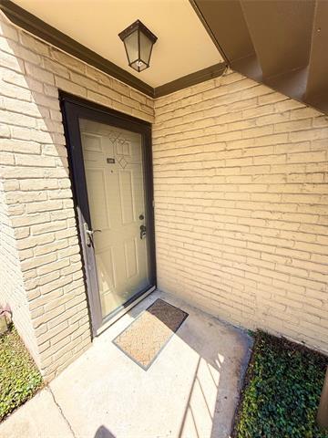 Foto del edificio - 10650 Steppington Dr