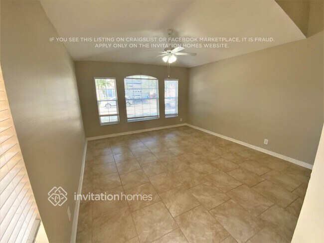 Foto del edificio - 3323 70th Ct E