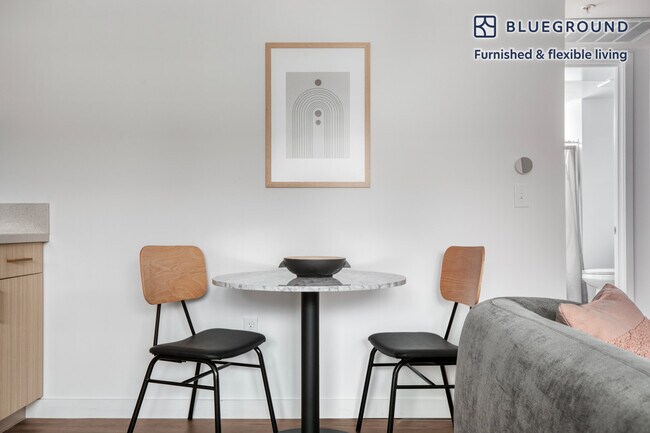 Foto del edificio - 3638 Motor Ave