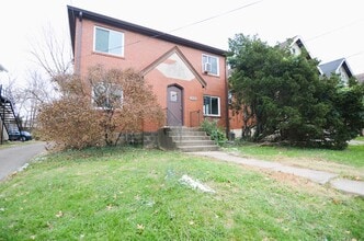 Building Photo - 3938 Hazel Ave