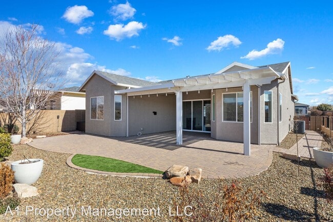 Building Photo - 3 br, 2 bath House - 800 N Morales Street