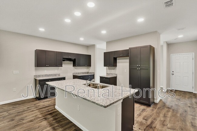 Foto del edificio - 10514 Monaco Dr